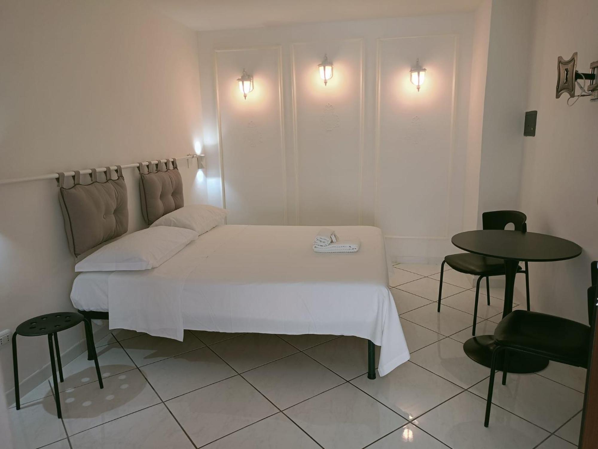 Costa Costa Rooms Sant'Egidio del Monte Albino Room photo